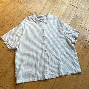 Hot Cotton- 7 button off white top with black stripes size: 2X